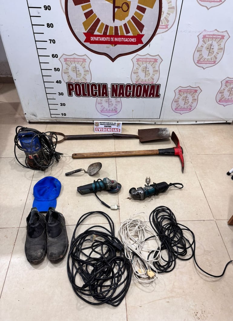 Estas serían parte de las herramientas robadas que fueron encontradas en poder del sospechoso.