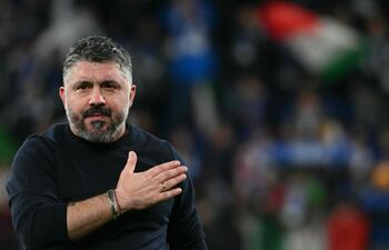 El seleccionador de Italia, Gennaro Gattuso, afirmó tras el partido en el que Italia quedó eliminada por tercera vez consecutiva del Mundial que es “un mazazo difícil de digerir”, pero que “así es el fútbol”, además de mostrar incredulidad: “Si hoy alguien me pincha con algo, no sale nada, no sale sangre, no sale nada”