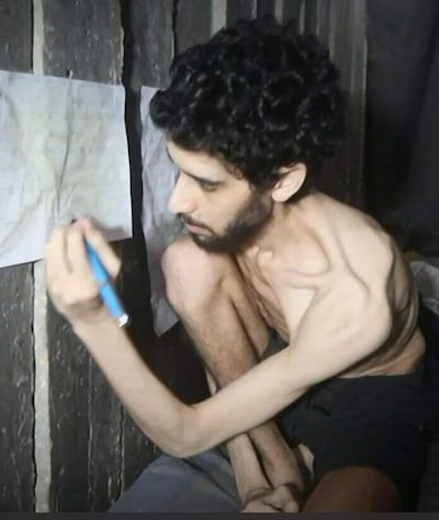 El ciudadano israelí Evyatar David en uno de los videos divulgados por Hamás.