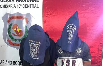 Presuntos hinchas de Olimpia fueron arrestados con un revólver