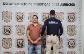 Emilio Ramón Aguilera Prieto, alias Cachorro, supuesto delincuente detenido en Ñemby.