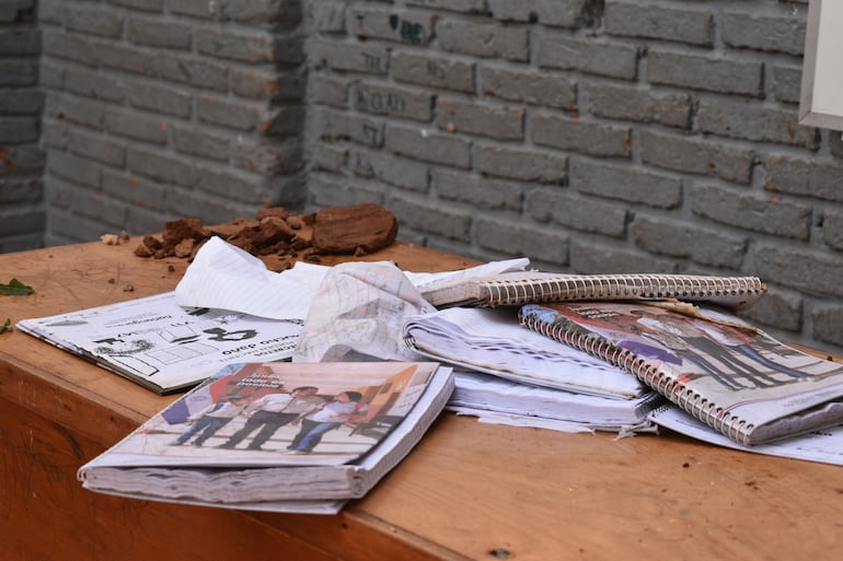 Niños lesionados tras desprendimiento de techo de escuela estarían fuera de peligro