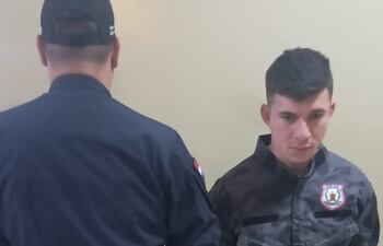 El agente penitenciario Félix Antonio Rodríguez Almirón, capturado con cocaína en Tacumbú.
