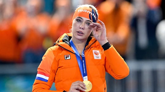 La neerlandesa Jutta Monica Leerdam (27 años) se ganó la medalla de oro en los 1000 metros en el patinaje de velocidad.