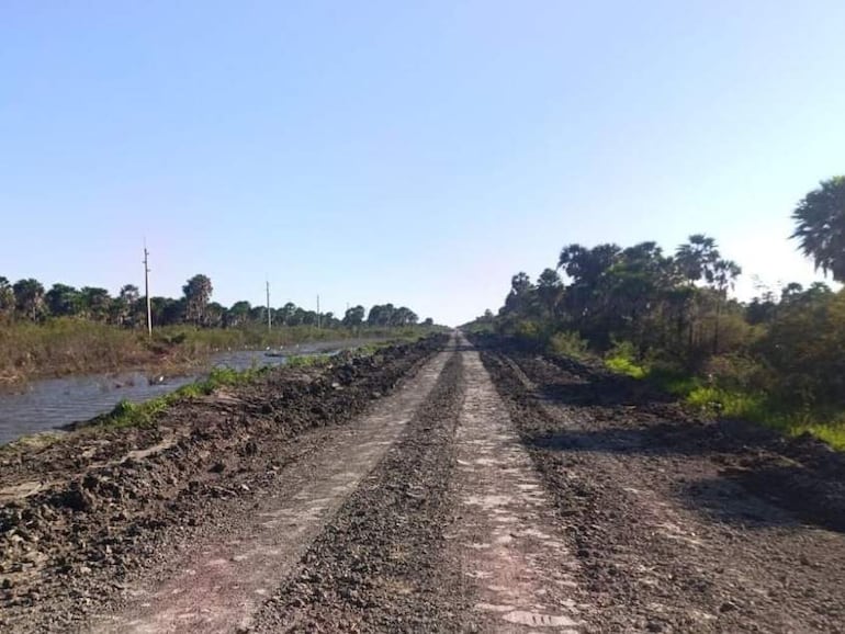 Se repara el camino, pero no se coloca los sistemas de desagues