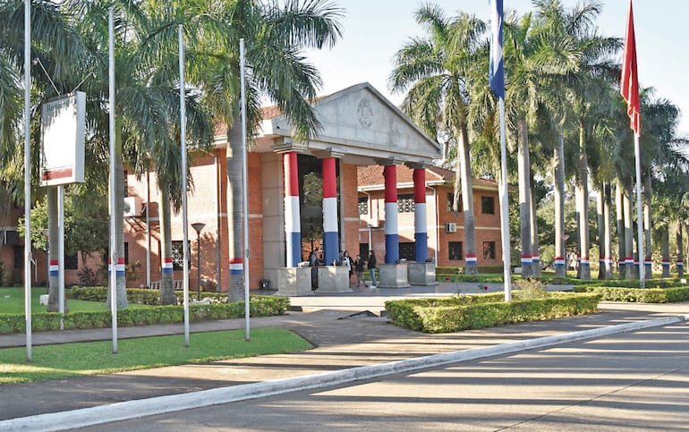 Sede de la Universidad Nacional de Asunción en la ciudad de San Lorenzo.