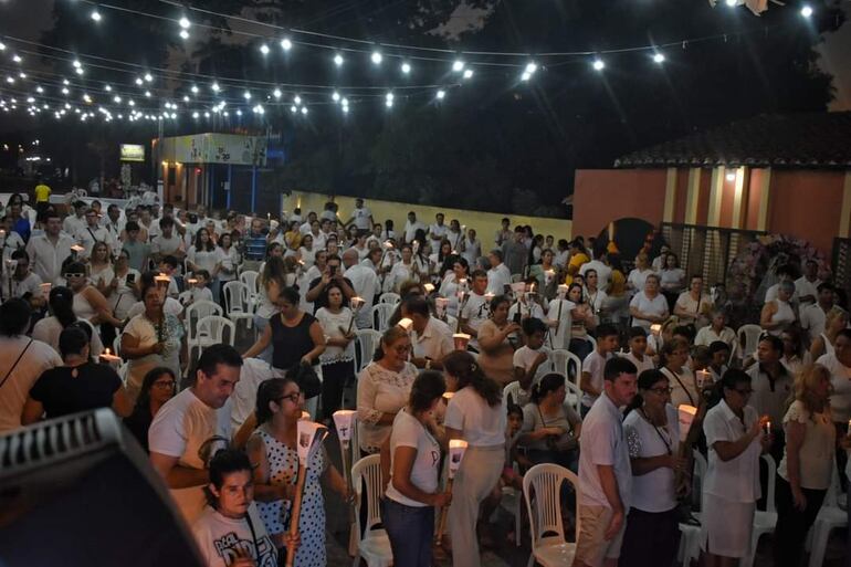 Numerosos feligreses se congregaron en Atyrá.