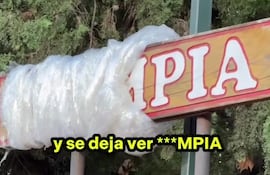 El cartel con el nombre Olimpia, en el estadio Parque Saroldi, donde Cerro Porteño disputó ayer su primer partido en la Serie Río de La Plata.