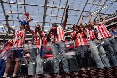 Hinchas albirrojos antes del partido de la fase de grupos de la Copa Mundial de la FIFA 2026 Estados Unidos contra Paraguay, en Los Ángeles, California, Estados Unidos.