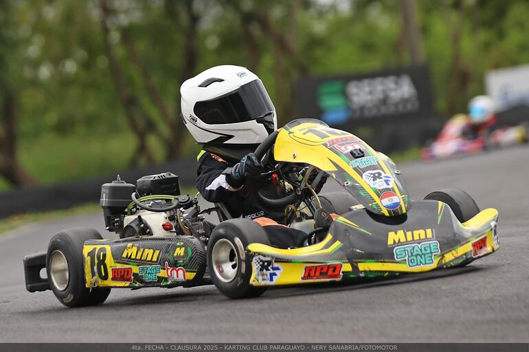 Ale Maune venció ayer en la categoría Semillero luego de una competitiva carrera.