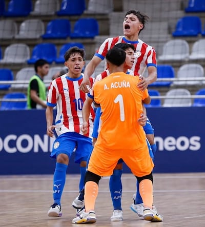 La selección paraguaya Sub17 empezó con triunfo sobre Uruguay en la Copa América que se disputa en el Complejo SUMA de Luque. Este domingo jugará contra Colombia.