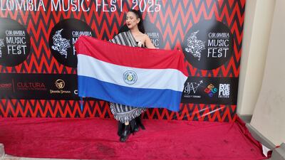 Chabely Fretes conquistó el corazón de Colombia y se llevó el trofeo a Artista Popular en el Festival Internacional Colombia Music Fest.