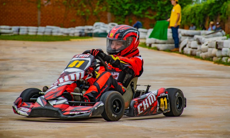 Lucas Kress, Campeón de la categoría Cadete.