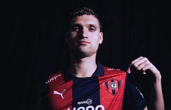 Mateo Klimowicz (25 años), uno de los extranjeros en Cerro Porteño.