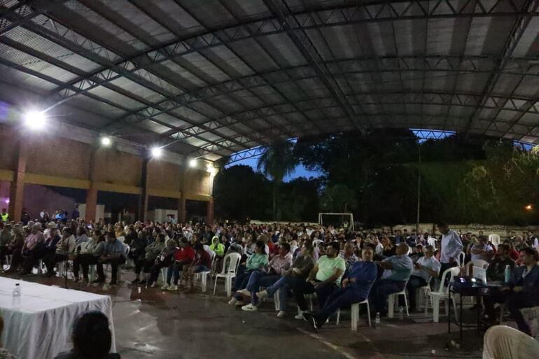 Atyrá: pobladores exigen medidas concretas para proteger el agua y el Acuífero Caacupé