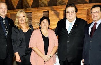 fabian-bozzolo-menchi-barriocanal-vidalia-sanchez-juan-manuel-marcos-y-carlos-peralta--220137000000-546255.jpg