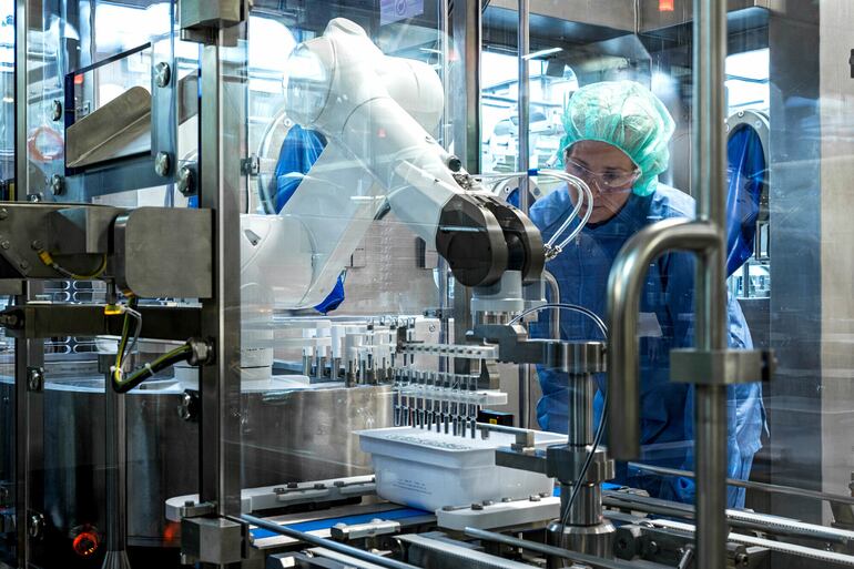 Veinte años de CAPACINFAR conectando la innovación científica con la esperanza de miles de paraguayos.