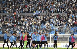 Uruguay ganó los dos partidos del combo y se ubicó en puestos de clasificación.