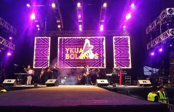 Este sábado se lleva a cabo el icónico Festival Ykua Bolaños, que contará con la participación de muchos artistas locales e internacionales.