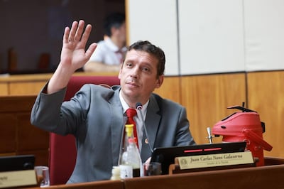 Juan Carlos "Nano" Galaverna (Senador ANR) en sesión de la Cámara de Senadores.