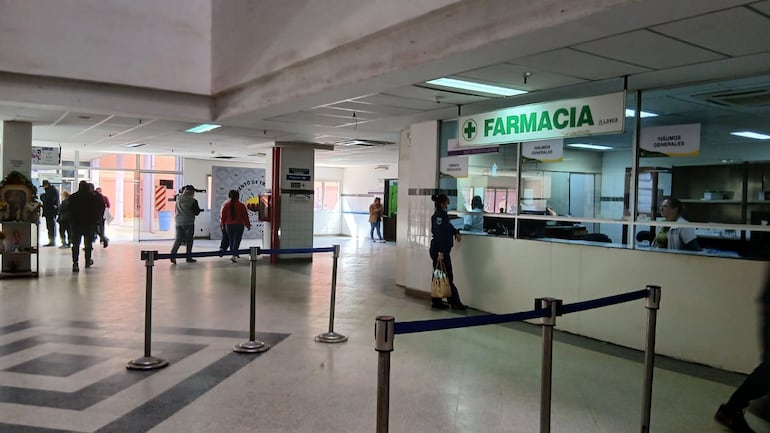 En Hospital de Clínicas se compra todo, denuncian pacientes