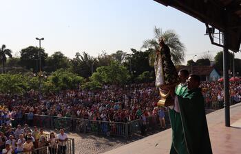 Resaltan en la Basílica de Caacupé que la Virgen es una poderosa intercesora ante su Hijo.
