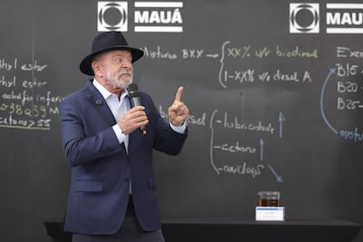 El presidente de Brasil, Luiz Inácio Lula da Silva, habla durante una visita al Instituto Mauá de Tecnologia (IMT) hoy, en São Caetano do Sul (Brasil).