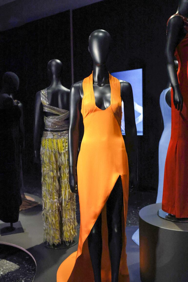 Exposición de Pedro del Hierro con motivo del 50 aniversario de su nacimiento, este martes en el museo Lázaro Galdiano en Madrid.