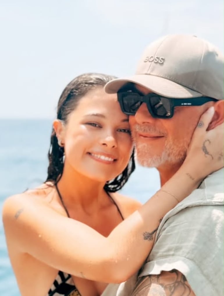 El cantante Alejandro Sanz con su hija mayor, Manuela. (Instagram/Alejandro Sanz)