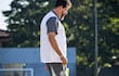El técnico argentino Pablo Sánchez en el entrenamiento de Olimpia en el Centro de Alto Rendimiento del club en la Villa Olimpia, en Fernando de la Mora, Paraguay.