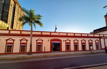 Escuela de Ciencias Políticas de la UNA.