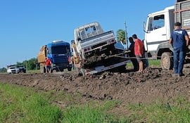 Con cada aguacero que se produce en la zona, los conductores pasan verdaderas odiseas, por lo que se necesita apurar la reparación de los caminos.