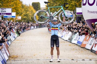Florian Vermeersch, campeón mundial de gravel, nueva disciplina del ciclismo.