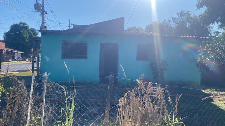 La casa donde fue hallado el cuerpo está abandonada desde hace años.