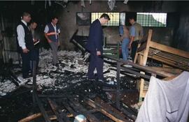 Foto de la época. Revisión tras uno de los incendios del Instituto Panchito López.