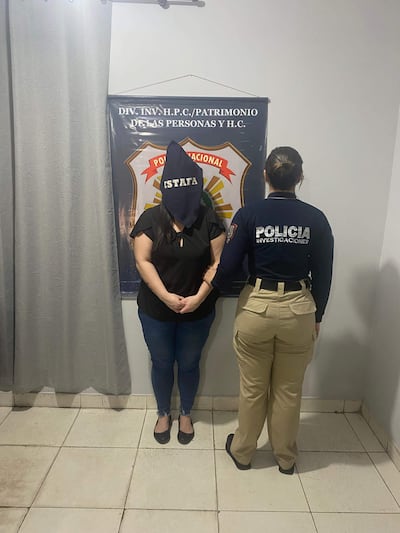Cae una mujer por millonaria estafa a un grupo familiar que planeaba viajar de vacaciones al exterior