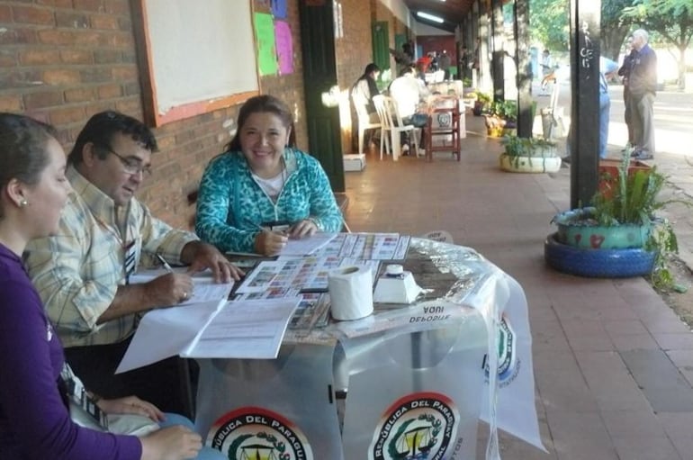 Mesas de votación. Foto: archivo.