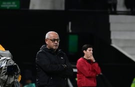 Francisco Arce (55) no debe quedarse de brazos cruzados en Libertad.