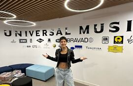 Aye Alfonso en las oficinas de Universal Music Spain, sello con el que trabajará tras su victoria en Factor X.