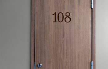Organizaciones civiles buscar documentar la realidad de la comunidad LGBTIQ+ en Paraguay. Esta iniciativa surge para combatir décadas de invisibilidad oficial y el estigma del número 108, una cifra vinculada a la persecución sistemática durante la dictadura de Stroessner.