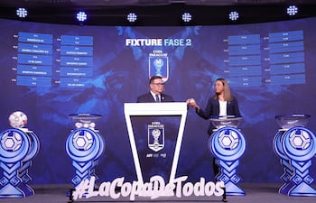 Director de Competiciones de la Asociación Paraguaya de Fútbol, Michael Sánchez encabeza el sorteo de la Copa Paraguay 2026.