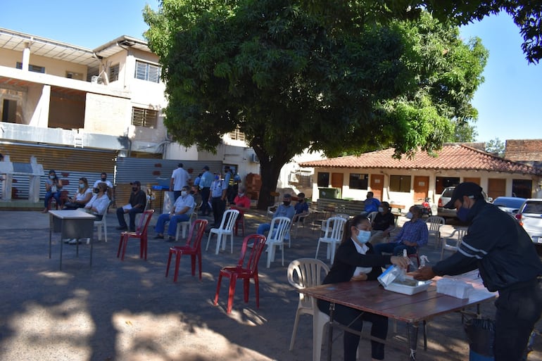Instan a adelantar trámites de registros y habilitaciones para evitar largas filas en municipios