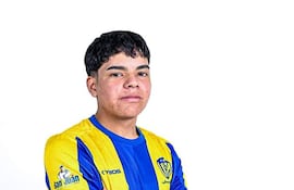 Óliver Santiago Miguel López, zaguero central del Sportivo Luqueño.