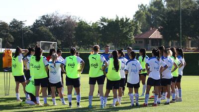 La Selección Femenina está realizando sus entrenamientos en CARFEM de Ypané a cargo del técnico Carlos Bona