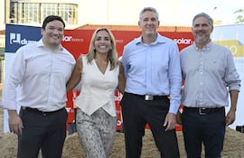 José Ricciardi, Patricia Capurro, Felipe Burró y Oscar Cristaldo.