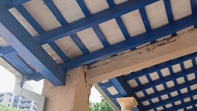 Escuela República Argentina clama por mantenimiento a su infraestructura