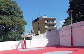 La “cancha alta” fue recuperada por el Ciudad Nueva, mediante un gran aporte del jugador Carlos Gómez Florentín y familia.