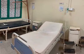 Así se ve una sala de internación en el Hospital General de Luque.