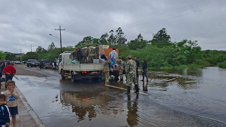 Inundaciones en Ayolas: 3.144 personas fueron evacuadas