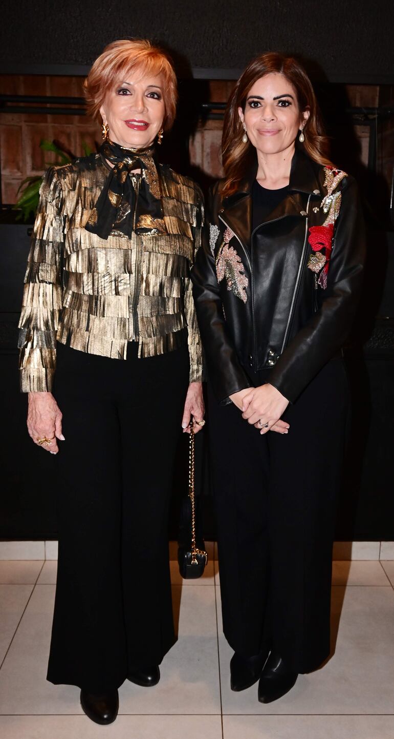 Marité Rasmussen y Adriana Amarilla. 